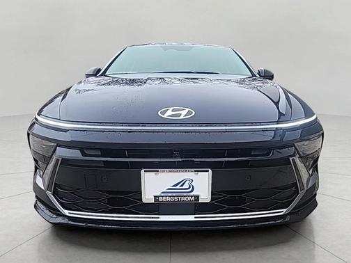 2024 Hyundai SONATA Hybrid Limited