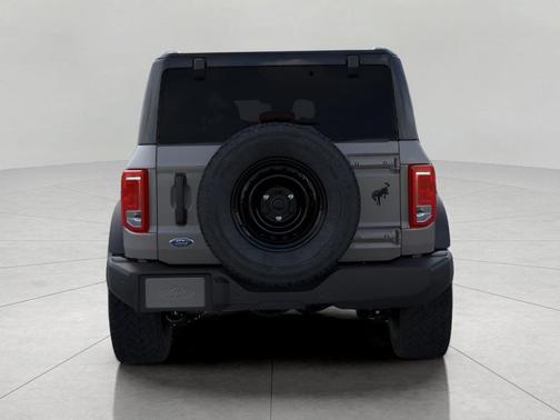 Carbonized Gray Metallic 2026 Ford Bronco Big Bend
