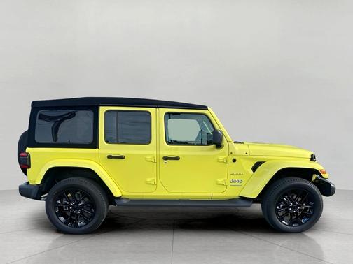 2022 Jeep Wrangler Unlimited 4xe Sahara