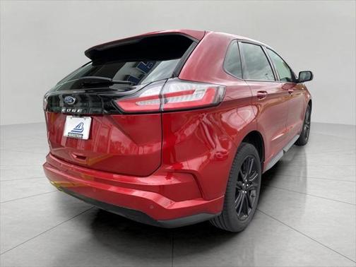 2022 Ford Edge ST Line