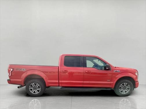 2016 Ford F-150 CREW CAB PICKUP - SHORT BED