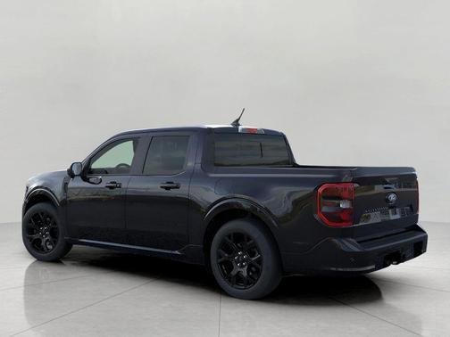 SHADOW BLACK 2026 Ford Maverick Lobo
