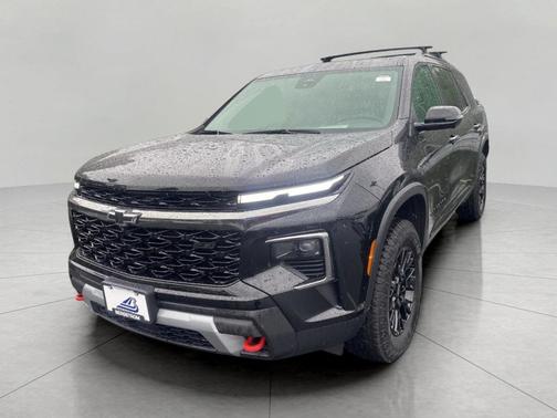 Mosaic Black Metallic 2025 Chevrolet Traverse AWD Z71