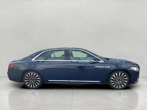 2017 Lincoln Continental Black Label