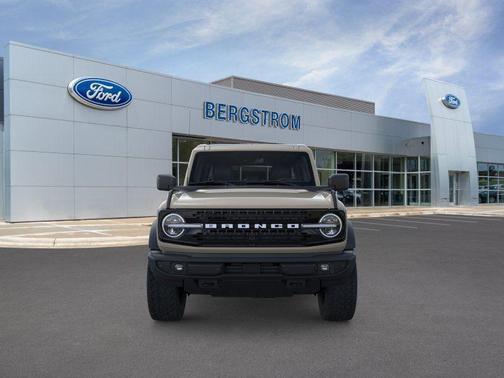DESERT SAND 2026 Ford Bronco Outer Banks