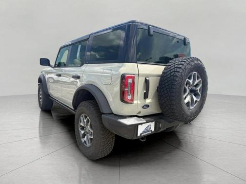 DESERT SAND 2025 Ford Bronco Badlands