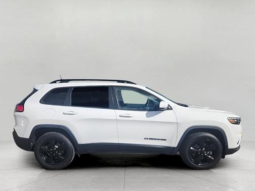Bright White Clearcoat 2019 Jeep Cherokee Altitude