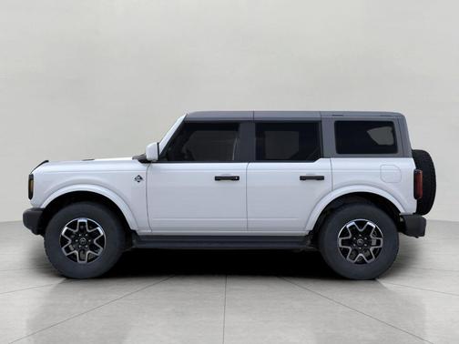 OXFORD WHITE 2026 Ford Bronco Outer Banks