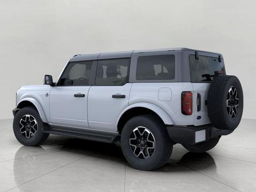 OXFORD WHITE 2026 Ford Bronco Outer Banks