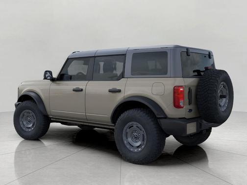 2025 Ford Bronco Base 4 Door 4x4