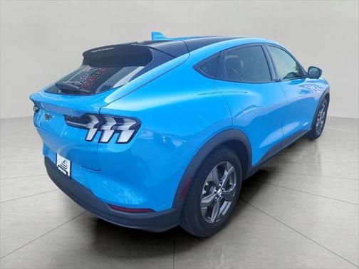 2022 Ford Mustang Mach-E Select
