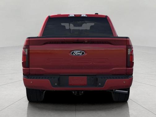 RUBY RED METALLIC TINTED CC 2026 Ford F-150 XLT