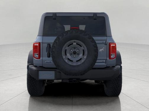 2025 Ford Bronco Base 4 Door 4x4