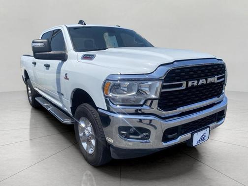 Bright White Clearcoat 2023 RAM 2500 Big Horn Crew Cab 4x4 6'4' Box