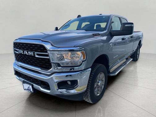 2024 RAM 3500 Big Horn Crew Cab 4x4 8' Box
