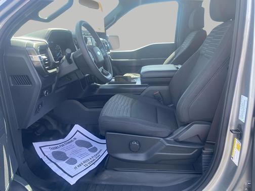 ICONIC SILVER METALLIC 2023 Ford F-150 XL