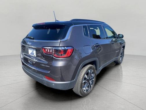 Granite Crystal Metallic Clearcoat 2023 Jeep Compass Limited