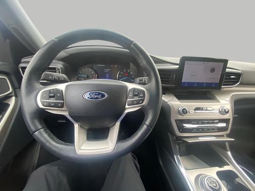CARBONIZED GRAY METALLIC 2023 Ford Explorer XLT