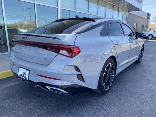 2023 Kia K5 GT-Line