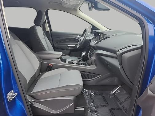 LIGHTNING BLUE METALLIC 2019 Ford Escape SE