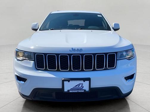 Bright White 2021 Jeep Grand Cherokee Laredo