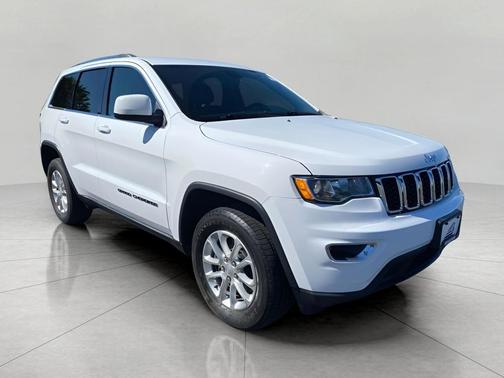 Bright White 2021 Jeep Grand Cherokee Laredo