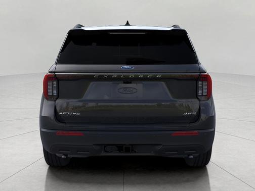 AGATE BLACK METALLIC 2026 Ford Explorer Active w/200A Pkg