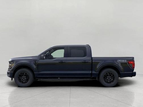 AGATE BLACK METALLIC 2026 Ford F-150 XLT