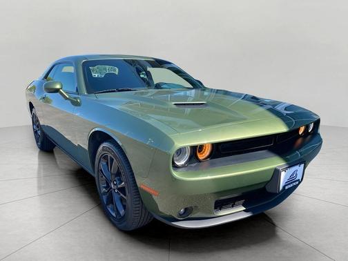 2022 Dodge Challenger SXT