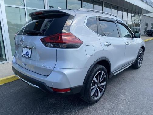 2020 Nissan Rogue SL