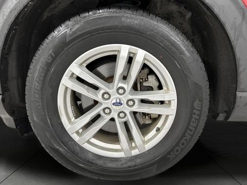 RAPID RED MET TINTED CC 2024 Ford Explorer XLT