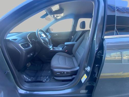 Nightfall Gray Metallic 2018 Chevrolet Equinox LT
