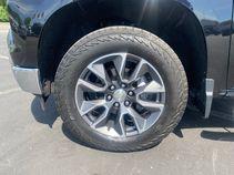 Black 2022 Chevrolet Silverado 1500 LT