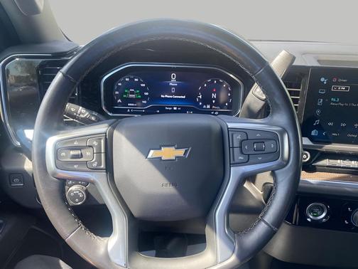 Black 2022 Chevrolet Silverado 1500 LT