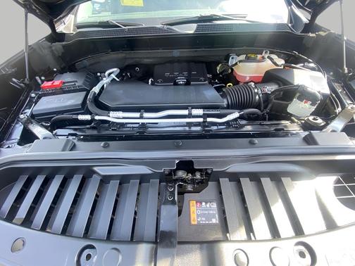 Black 2022 Chevrolet Silverado 1500 LT