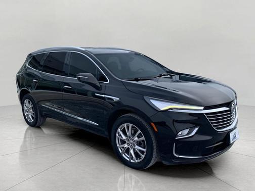 2023 Buick Enclave Essence AWD