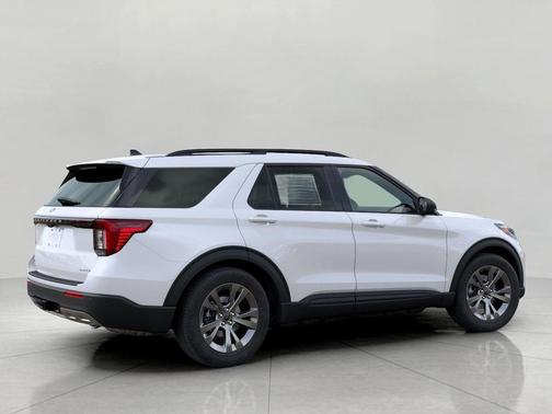 Star White Metallic Tri-Coat 2027 Ford Explorer Active