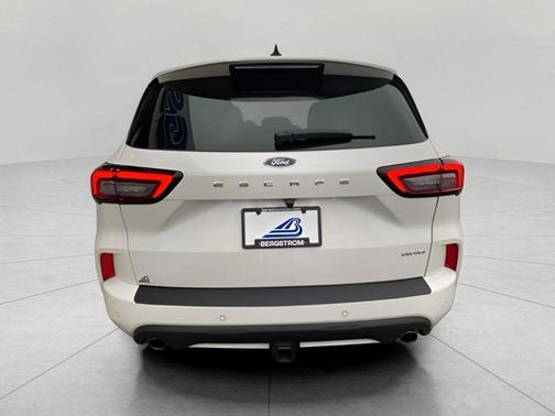 2023 Ford Escape ST-Line Elite
