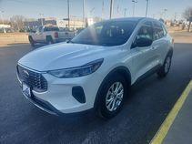 OXFORD WHITE 2023 Ford Escape Active