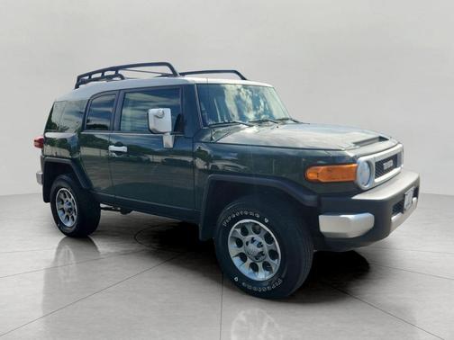 Army Green 2013 Toyota FJ Cruiser Base