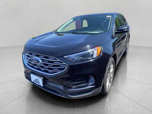 AGATE BLACK METALLIC 2024 Ford Edge Titanium