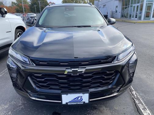 Mosaic Black Metallic 2024 Chevrolet Trax ACTIV