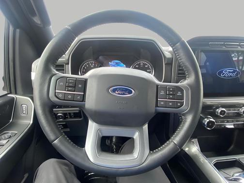 AGATE BLACK METALLIC 2022 Ford F-150 XLT