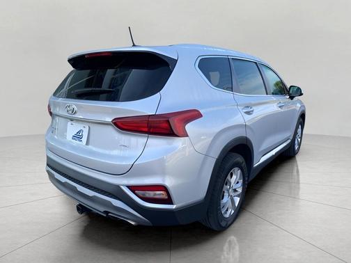 2019 Hyundai SANTA FE SE 2.4