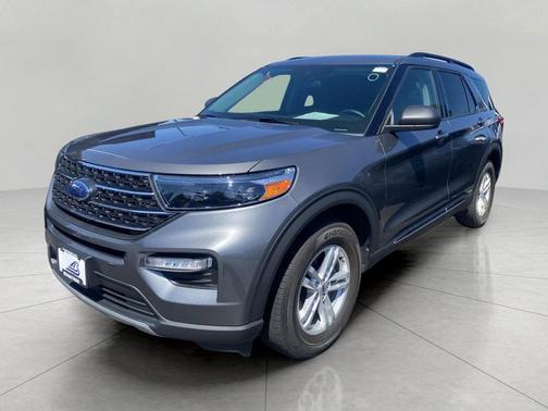 CARBONIZED GRAY METALLIC 2023 Ford Explorer XLT