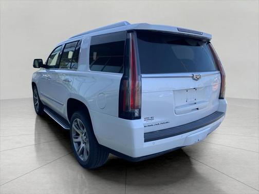 2016 Cadillac Escalade Luxury