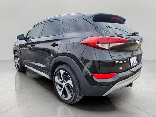 Black Noir Pearl 2018 Hyundai TUCSON Sport