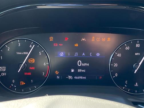 Summit White 2022 Buick Envision FWD Preferred