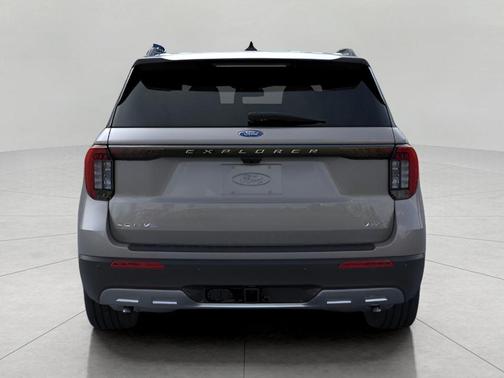 Carbonized Gray Metallic 2026 Ford Explorer Active