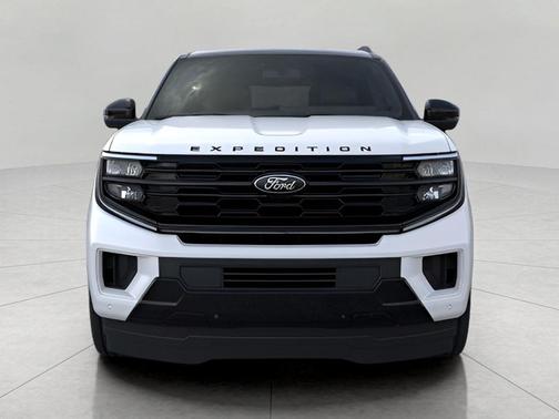 STAR WHITE MET TRI-COAT 2026 Ford Expedition Platinum